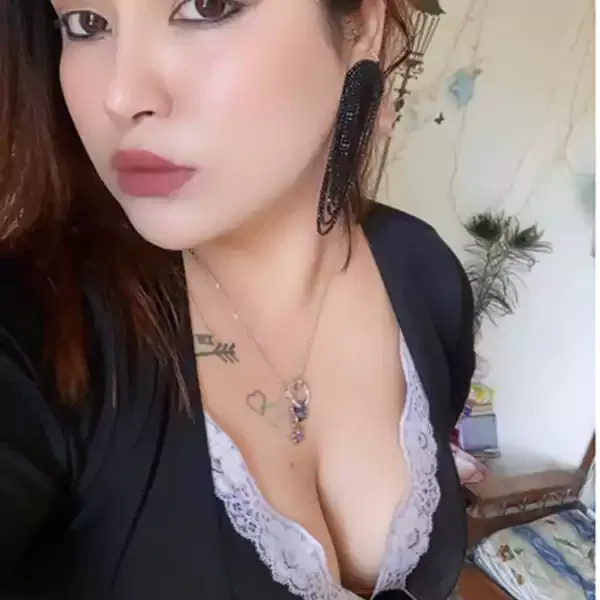 Meenu Call Girl Kolkata