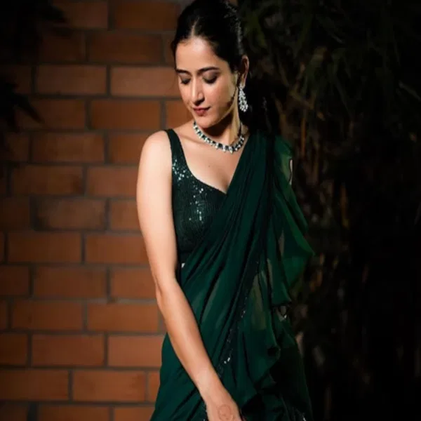 priya House wife Call Girls