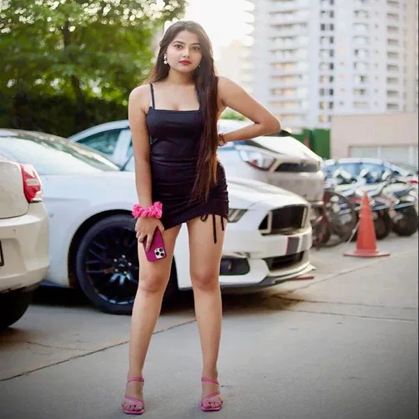 Urmika Model Call Girls