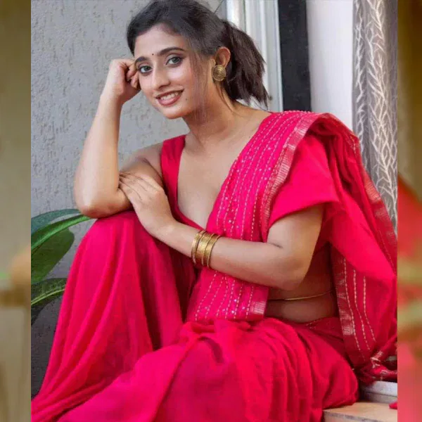 Ishani Housewife Escorts Service