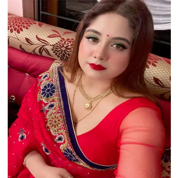 Glamorous Kolkata Escort Nisha for Romantic Evenings