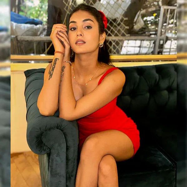 Aanya kolkata Celebrity Escorts service