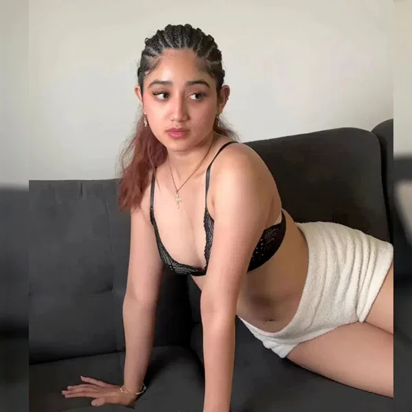 simran Model Escorts Service