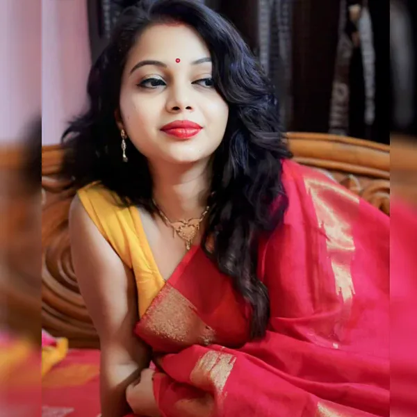 Rekha Housewife Escorts Service In Kolkata - Tollygunge